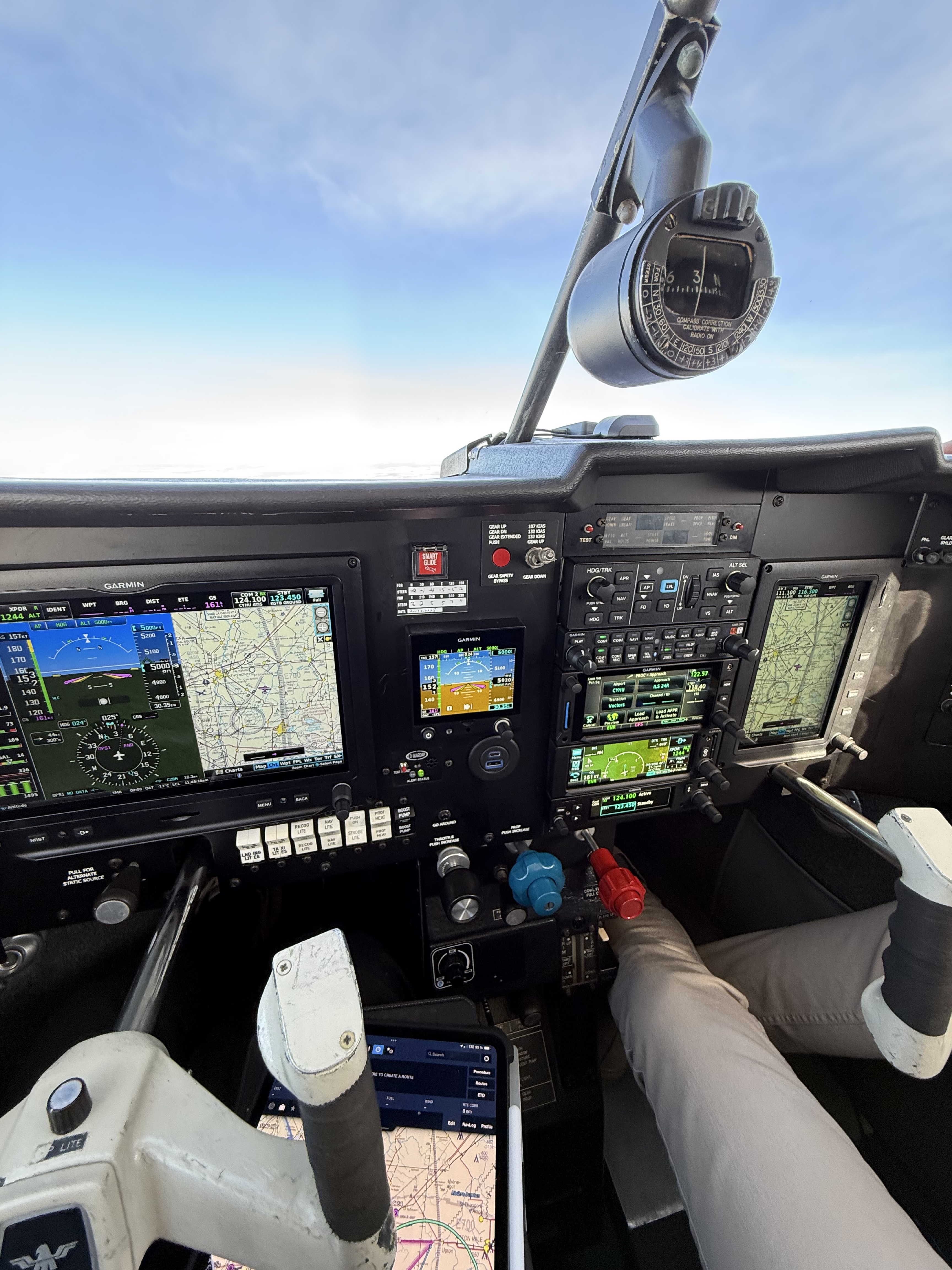 Cockpit C-GLNP — Mooney M20J IFR